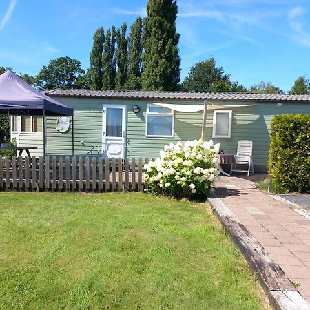 Locatie Het Knooppunt Engelse Chalet Nuis Екстериор снимка